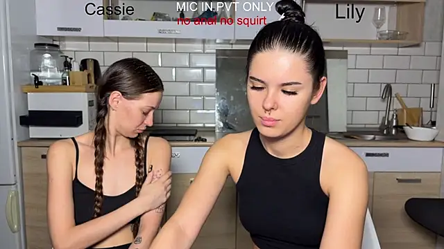 girls secrets online show from January 11, 4:36 pm
