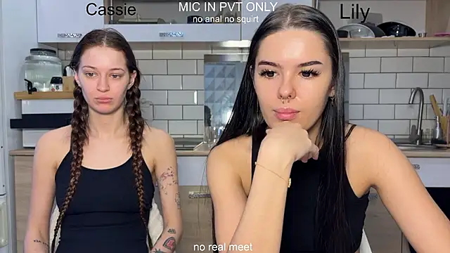 girls secrets online show from February 13, 10:26 am
