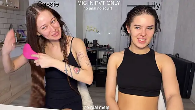 girls secrets online show from February 10, 10:14 am