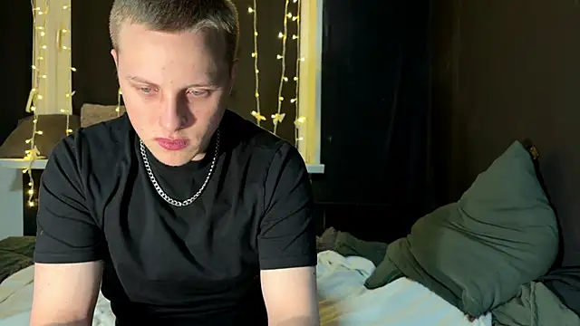 love4couple online show from March 15, 5:09 pm