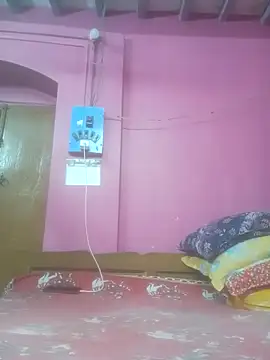 Snapshot of Hooghlypinkivabi chatting on February 19, 12:46 pm Hooghlypinkivabi online show from February 19, 12:46 pm