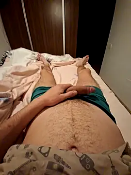 couplenwsh online show from March 12, 4:33 pm