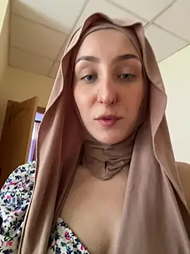 LuxBrunette  online show from June 20, 4:28 am