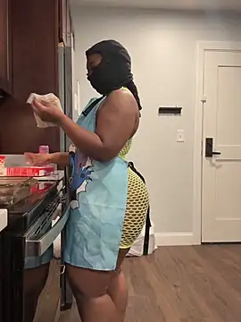 Ghoulsnooze 19 online show from January 6, 7:51 pm