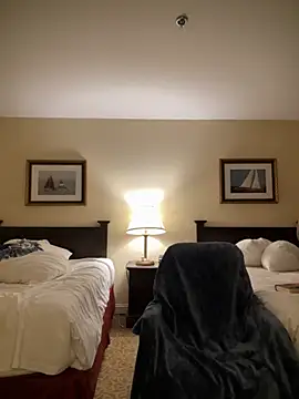 Ghoulsnooze 19 online show from April 6, 12:50 am