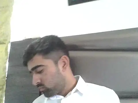 rajj3599 online show from January 12, 7:37 am