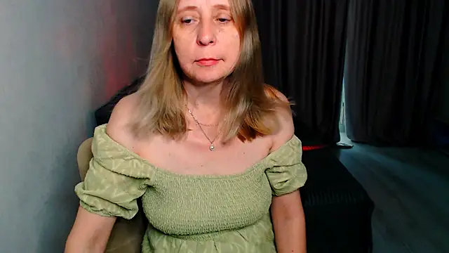 MiLenaMilf online show from May 31, 7:47 am