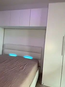 SugarLily24 online show from February 6, 11:50 am