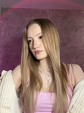 Snapshot of Heilagr chatting on January 8, 5:19 pm Heilagr online show from January 8, 5:19 pm