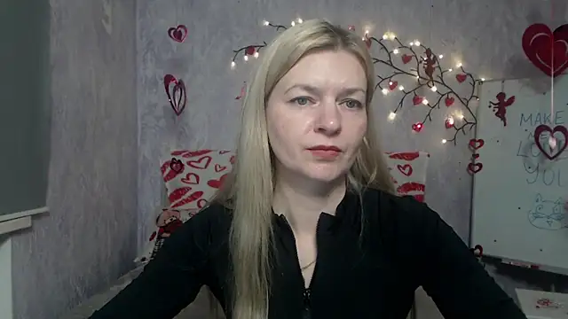 MelissaTyler online show from February 13, 9:42 am