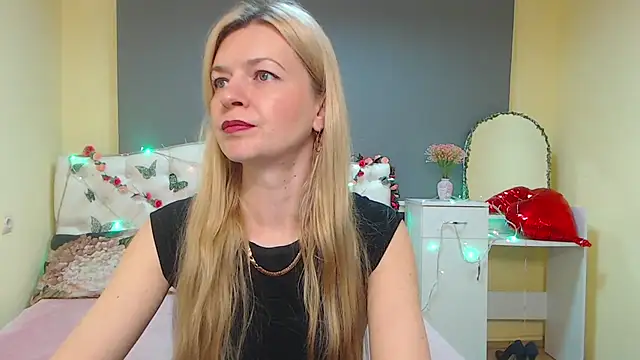 MelissaTyler online show from April 18, 5:32 am