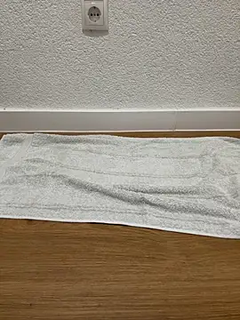 Pute00 online show from December 21, 5:14 pm