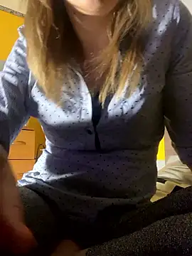 SexyMamiVee online show from January 10, 6:14 pm