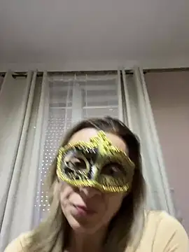 SexyMamiVee online show from February 19, 12:46 pm