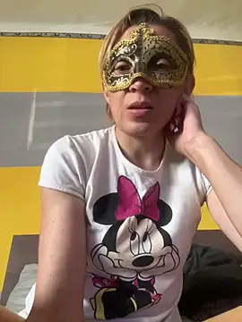 SexyMamiVee online show from May 10, 3:36 pm