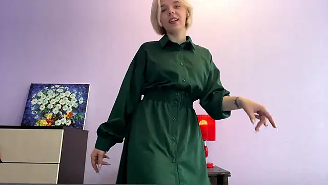 Scarlet cat online show from December 22, 6:02 am