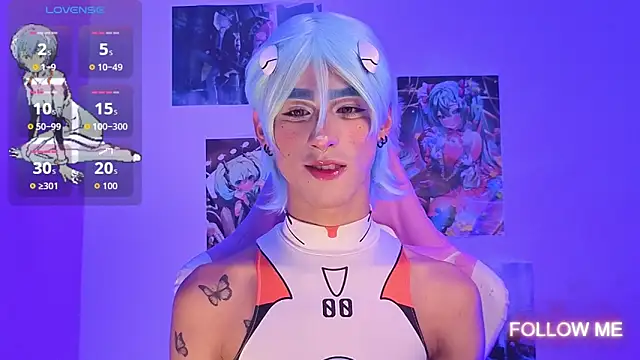 Snapshot of Kitsuneplay_ chatting on April 8, 5:47 pm Kitsuneplay online show from April 8, 5:47 pm