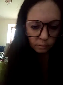 EdgedSleeve online show from February 10, 11:42 am