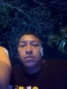 pareja latina1483 online show from March 17, 1:08 am