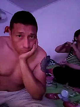 pareja latina1483 online show from January 10, 11:00 pm