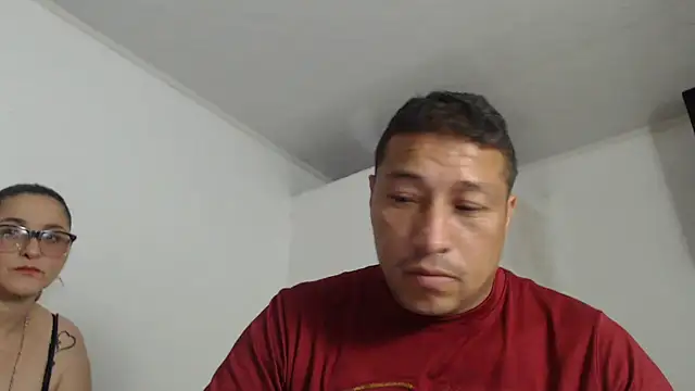 pareja latina1483 online show from February 7, 1:57 am