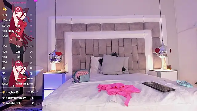 ElenaWatsonn online show from March 4, 7:54 pm