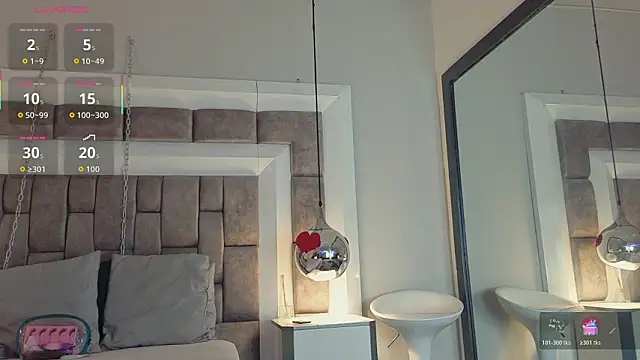 ElenaWatsonn online show from March 24, 8:20 pm