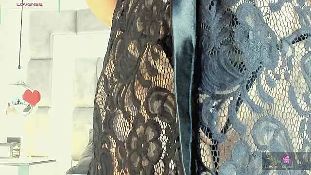 ElenaWatsonn online show from March 21, 7:51 pm