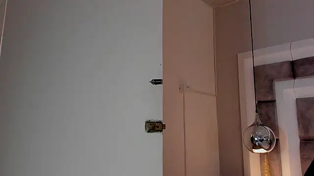 Snapshot of ElenaWatsonn chatting on January 5, 7:50 pm ElenaWatsonn online show from January 5, 7:50 pm