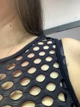 Snapshot of ElenaWatsonn chatting on February 20, 7:49 pm ElenaWatsonn online show from February 20, 7:49 pm