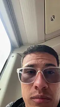 Latin Paisa Boy online show from February 14, 1:00 pm