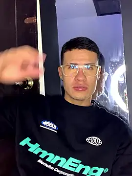 Latin Paisa Boy online show from January 11, 2:40 am