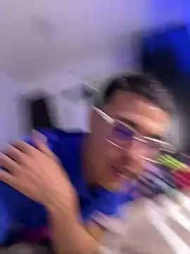 Latin Paisa Boy online show from February 7, 5:10 pm