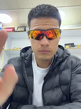 Latin Paisa Boy online show from February 12, 7:35 pm