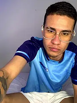 Latin Paisa Boy online show from January 15, 10:29 am