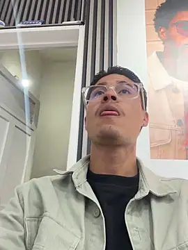 Latin Paisa Boy online show from March 16, 10:23 pm