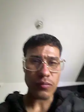 Latin Paisa Boy online show from April 8, 4:03 am