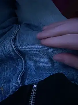 LittleGuy 2007 online show from February 8, 11:02 pm