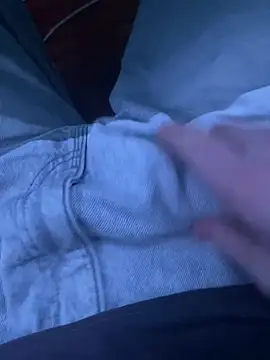 LittleGuy 2007 online show from April 5, 8:15 pm