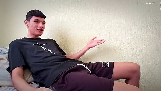 LeonS 20cm online show from January 16, 9:30 pm