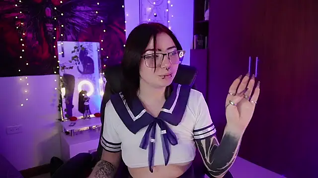 miami 18  online show from April 18, 2:03 am