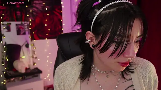 miami 18  online show from March 28, 1:39 am