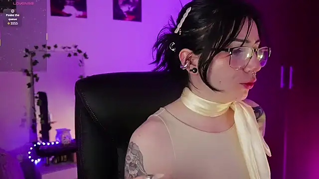 miami 18  online show from February 23, 2:02 am