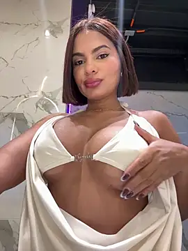 Irina Velvett online show from April 1, 9:45 pm