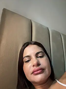 Irina Velvett online show from April 19, 2:56 am