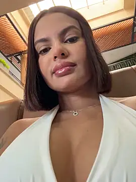 Irina Velvett online show from May 16, 2:49 pm