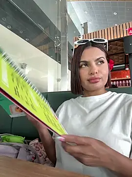 Irina Velvett online show from February 14, 5:57 pm