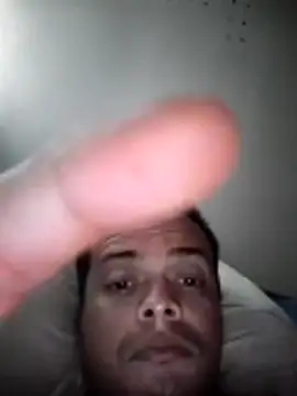 soytorres92 online show from February 12, 11:15 pm