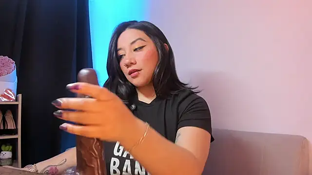 rose xdd online show from April 3, 7:53 pm