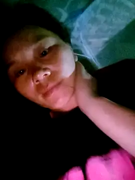 Snapshot of DIANAKUTE chatting on April 28, 8:24 pm DIANAKUTE online show from April 28, 8:24 pm
